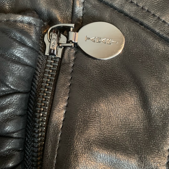 NWOT Women’s Tahari Ruffle Lambskin leather jacket / Black /Small - Picture 10 of 16